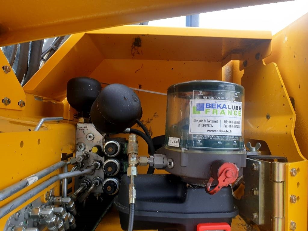 Mecalac 12 M TX - מחפר גלגלים: תמונה 5 Mecalac 12 M TX - מחפר גלגלים: תמונה 5