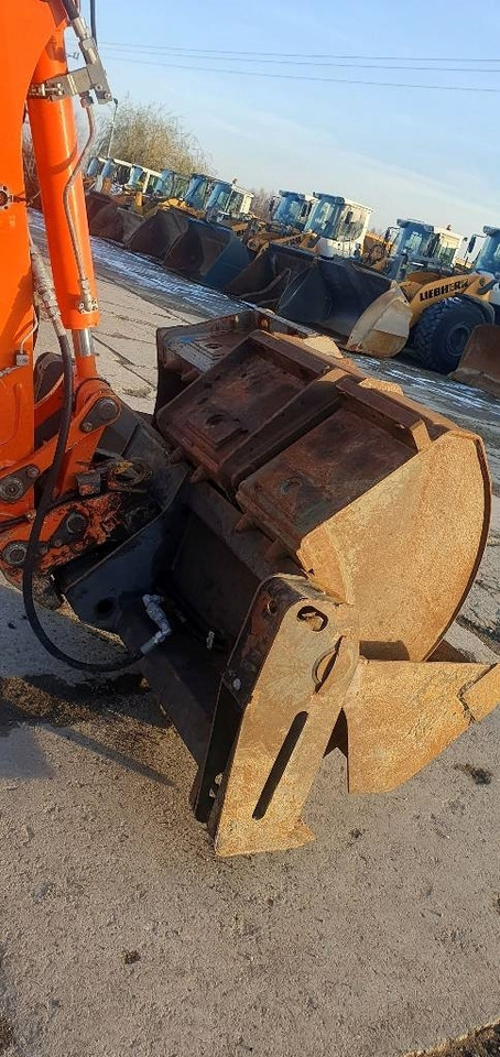 מחפר גלגלים Mecalac 12 M TX: תמונה 16