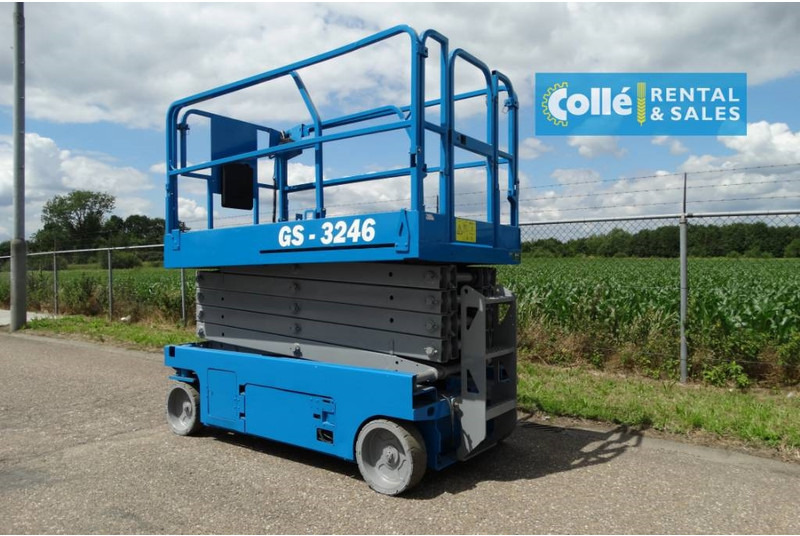 Genie GS 3246 | 2012 - מעלית מספריים: תמונה 3 Genie GS 3246 | 2012 - מעלית מספריים: תמונה 3