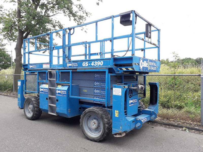 Genie GS 4390 RT | 2008 - מעלית מספריים: תמונה 2 Genie GS 4390 RT | 2008 - מעלית מספריים: תמונה 2