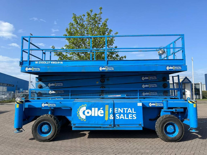 Holland lift M 250 DL 27 - מעלית מספריים: תמונה 1 Holland lift M 250 DL 27 - מעלית מספריים: תמונה 1