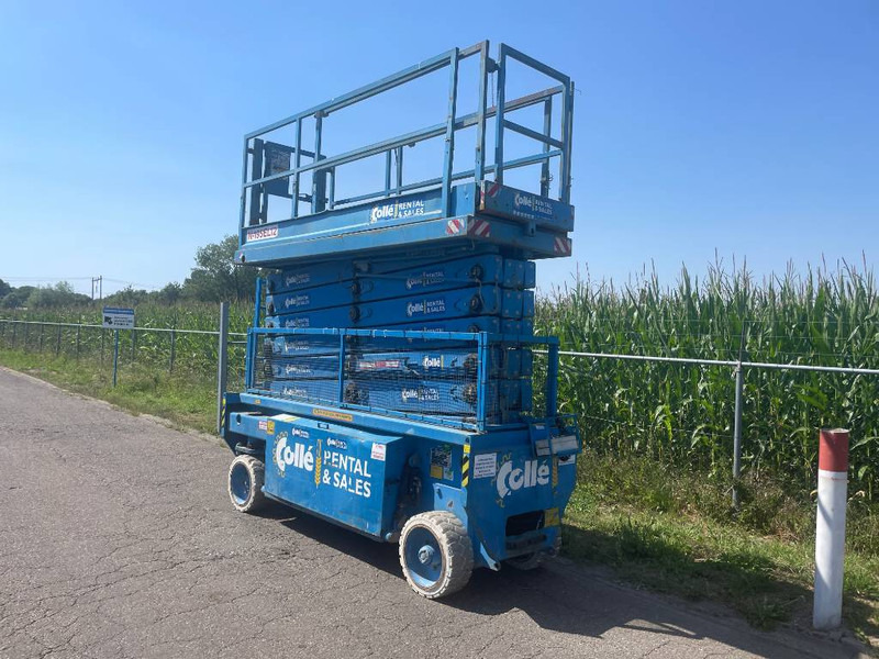 Holland lift N 195 EL 12 | N195EL12 - מעלית מספריים: תמונה 3 Holland lift N 195 EL 12 | N195EL12 - מעלית מספריים: תמונה 3