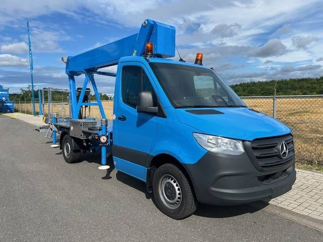 Palfinger P 250 BK - פלטפורמה אווירית מותקנת על משאית: תמונה 2 Palfinger P 250 BK - פלטפורמה אווירית מותקנת על משאית: תמונה 2