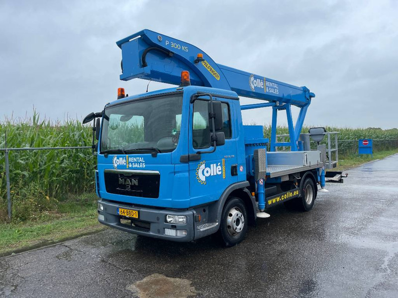 Palfinger P 300 KS | 2012 - פלטפורמה אווירית מותקנת על משאית: תמונה 2 Palfinger P 300 KS | 2012 - פלטפורמה אווירית מותקנת על משאית: תמונה 2