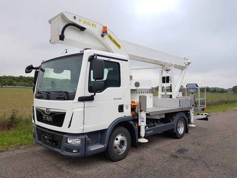 Palfinger P 300 KS | 2022 - פלטפורמה אווירית מותקנת על משאית: תמונה 2 Palfinger P 300 KS | 2022 - פלטפורמה אווירית מותקנת על משאית: תמונה 2