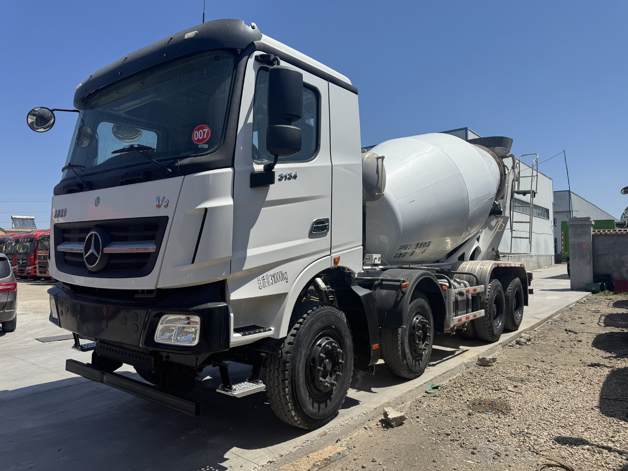 BEIFANG MERCEDES-BENZ - משאית מערבלת בטון: תמונה 4 BEIFANG MERCEDES-BENZ - משאית מערבלת בטון: תמונה 4
