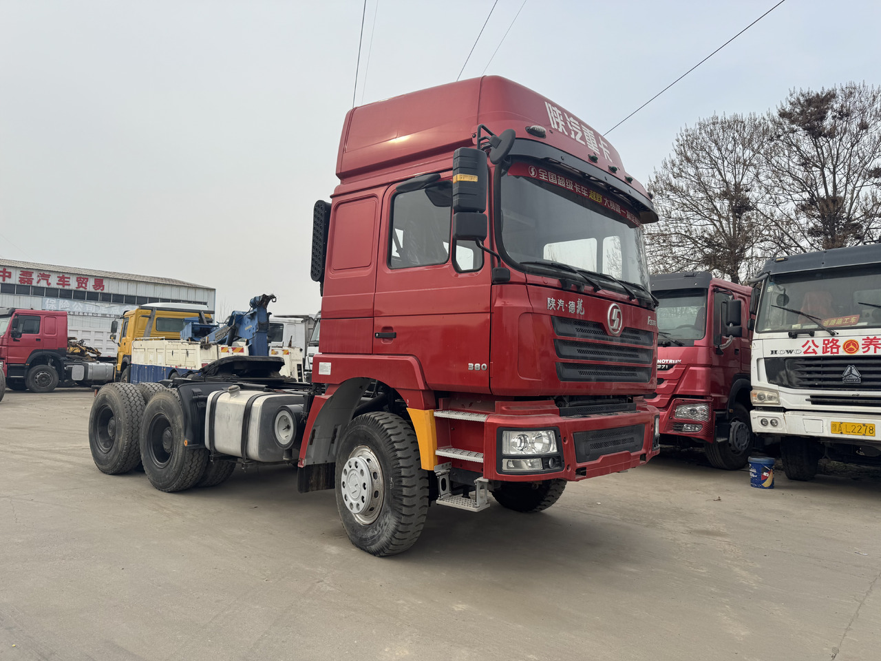 SHACMAN F3000 - יחידת טרקטור: תמונה 1 SHACMAN F3000 - יחידת טרקטור: תמונה 1