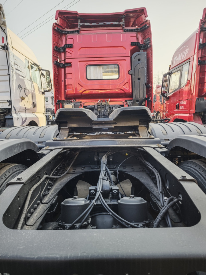 SHACMAN X3000 - יחידת טרקטור: תמונה 5 SHACMAN X3000 - יחידת טרקטור: תמונה 5