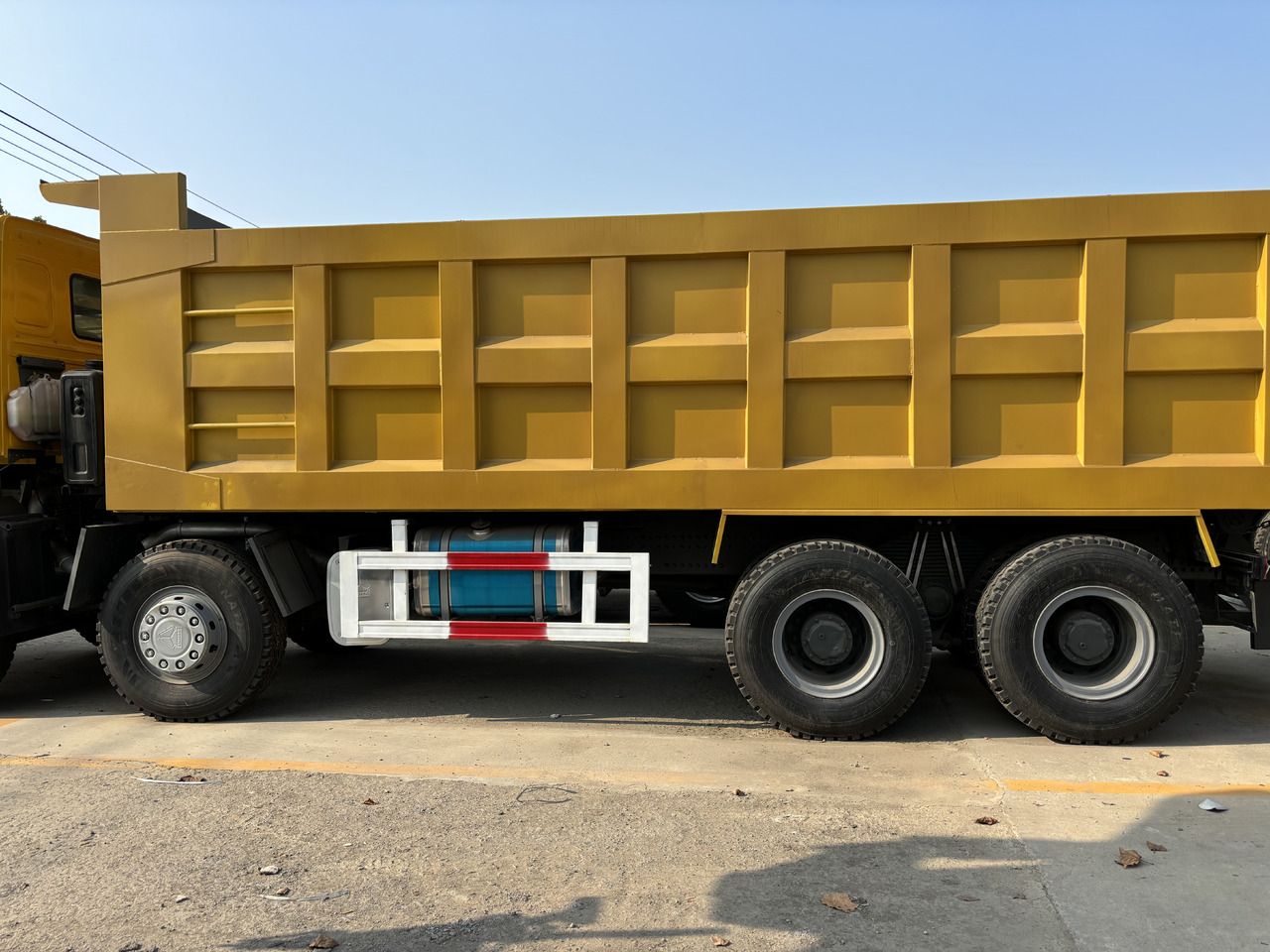 SINOTRUK HOWO - מזהיר: תמונה 3 SINOTRUK HOWO - מזהיר: תמונה 3