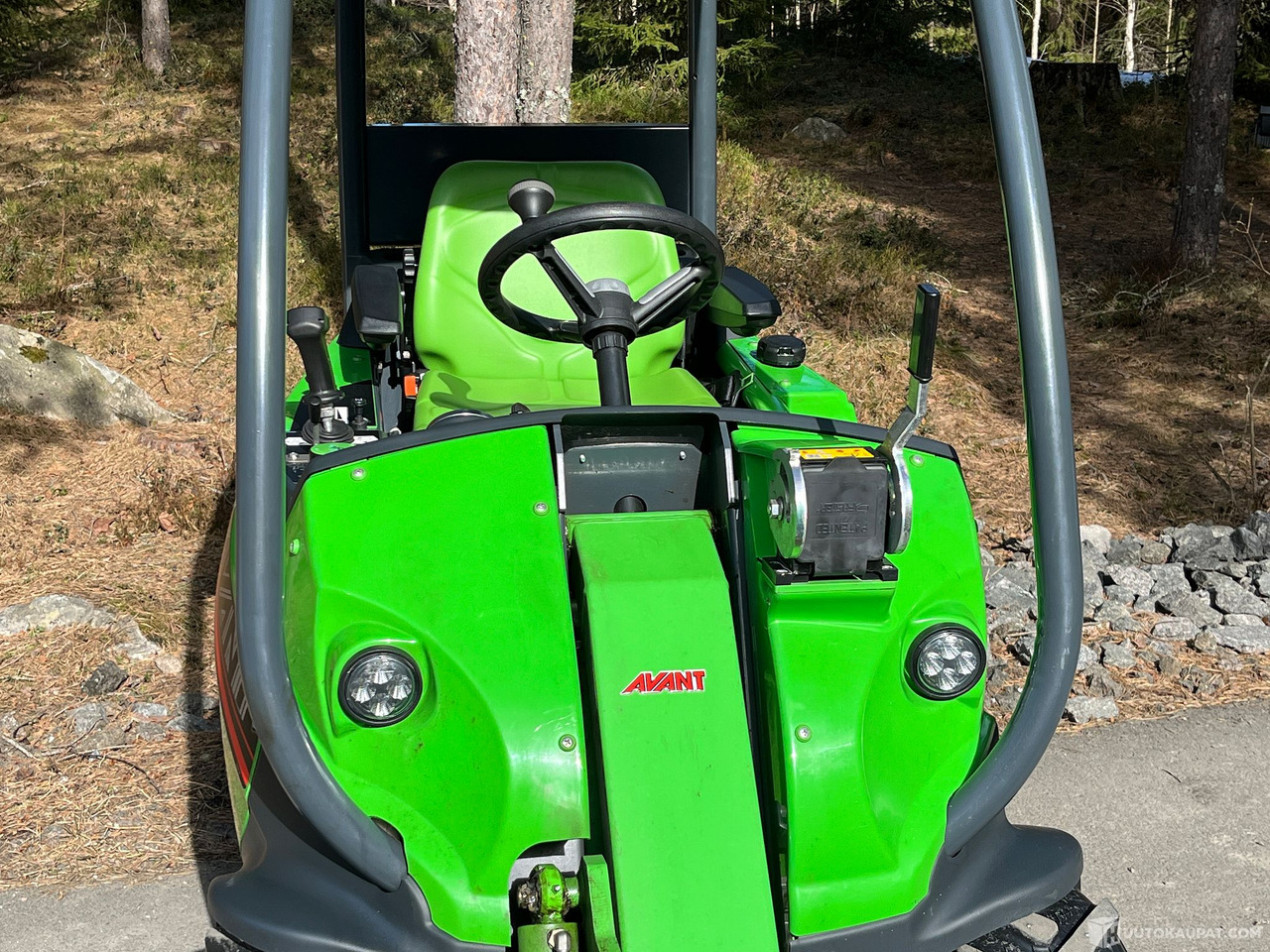 Avant 220 kahdella työlaitteella, 2021, vain 196h,, Jyväskylä - מעמיס קומפקטי: תמונה 4 Avant 220 kahdella työlaitteella, 2021, vain 196h,, Jyväskylä - מעמיס קומפקטי: תמונה 4