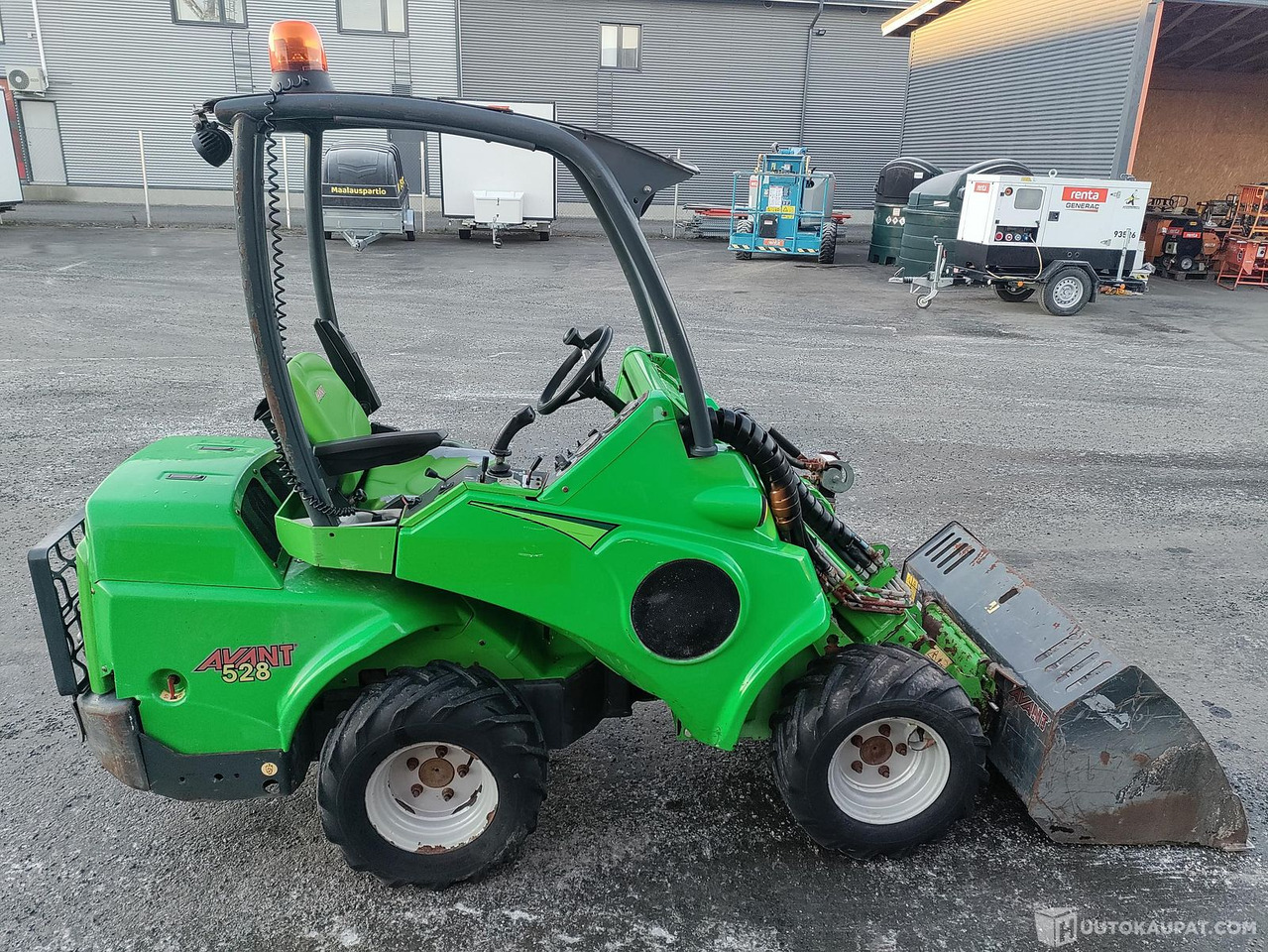 Avant 528 Diesel sorakauhalla, 2016, Oulu - מעמיס קומפקטי: תמונה 1 Avant 528 Diesel sorakauhalla, 2016, Oulu - מעמיס קומפקטי: תמונה 1