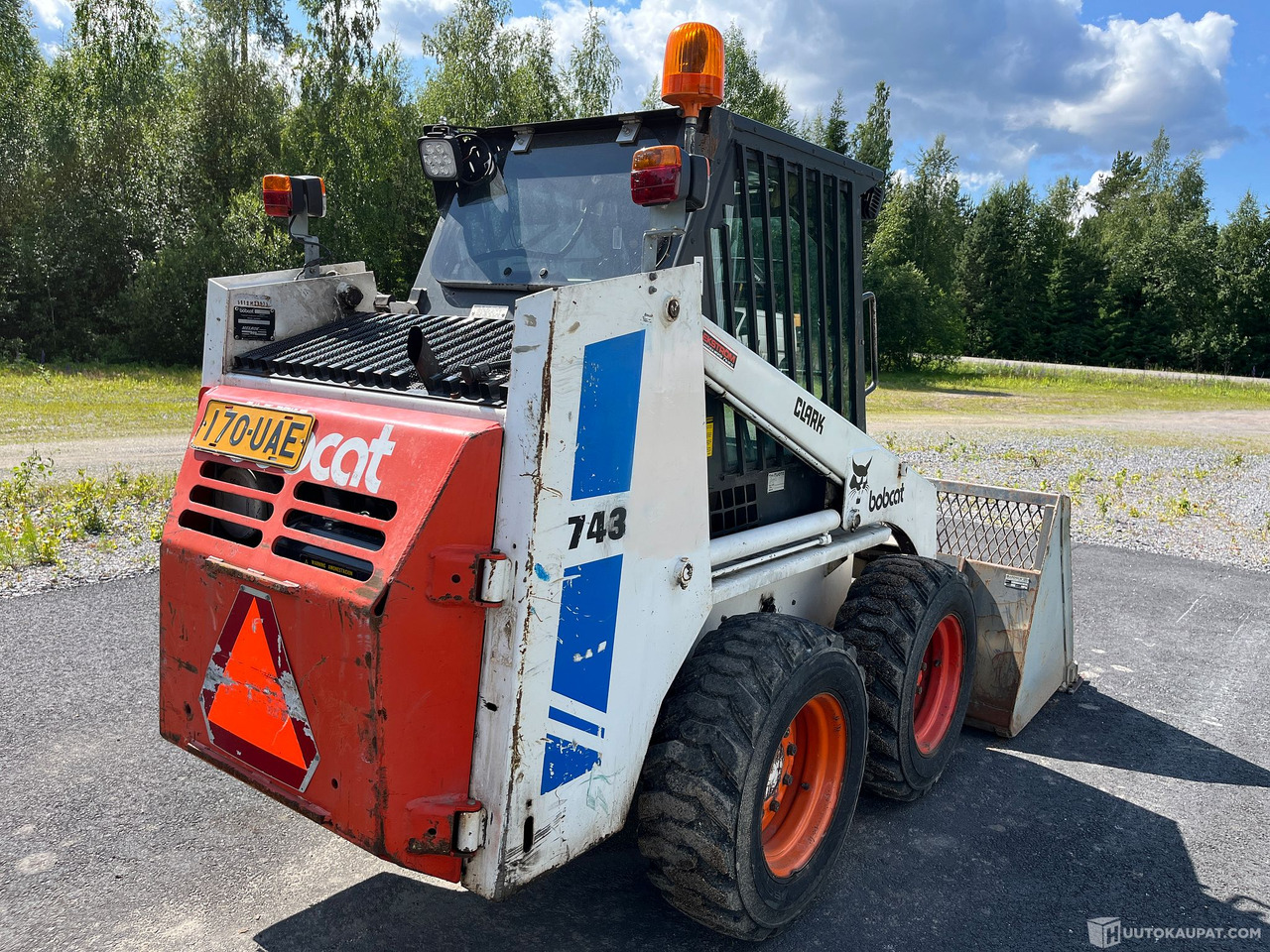 Bobcat 743 isolla kauhalla, Diesel, Virrat - מכונת בנייה: תמונה 4 Bobcat 743 isolla kauhalla, Diesel, Virrat - מכונת בנייה: תמונה 4