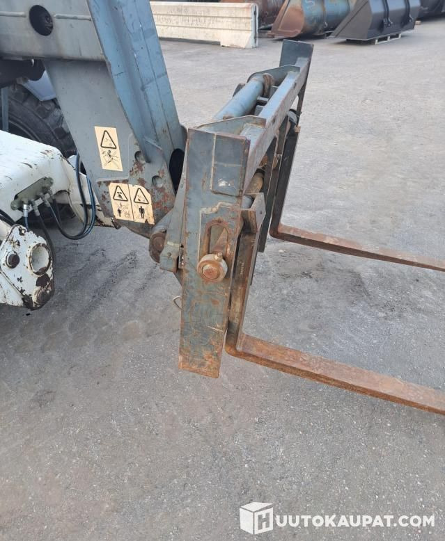 Bobcat T35120SL, 2004, 6,175 h Telehandler, Kerava - מפעיל טלסקופי: תמונה 5 Bobcat T35120SL, 2004, 6,175 h Telehandler, Kerava - מפעיל טלסקופי: תמונה 5