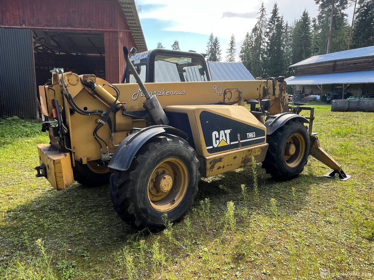 Caterpillar TH63, kurottaja piikeillä ja kauhalla, 2002, Loppi - מכונה חקלאית: תמונה 5 Caterpillar TH63, kurottaja piikeillä ja kauhalla, 2002, Loppi - מכונה חקלאית: תמונה 5