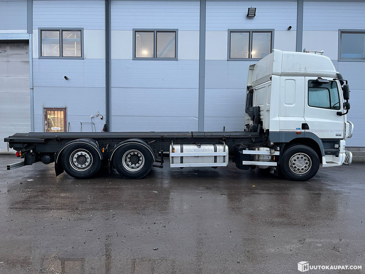 DAF CF85.460 FAN, 2013, Kangasala - משאית עם שלדת תא: תמונה 2 DAF CF85.460 FAN, 2013, Kangasala - משאית עם שלדת תא: תמונה 2