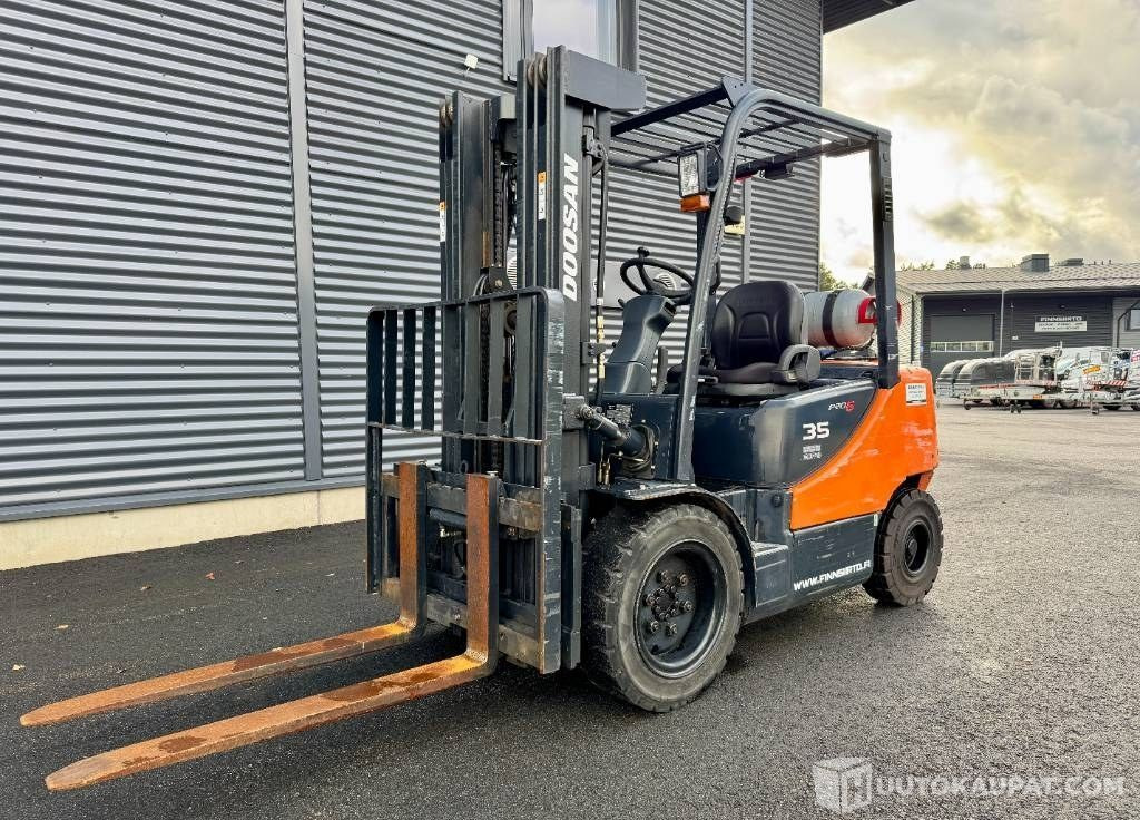 Doosan G 35 C-5, 2009, 3 870 h Kaasutrukki, Lieto - מלגזת LPG: תמונה 1 Doosan G 35 C-5, 2009, 3 870 h Kaasutrukki, Lieto - מלגזת LPG: תמונה 1