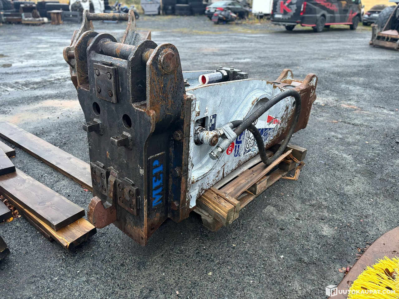 Furukawa 375 FXJ + NTP30 MEP coupler. Hydraulic breaker. 2015, Tornio - פטיש הידרולי: תמונה 4 Furukawa 375 FXJ + NTP30 MEP coupler. Hydraulic breaker. 2015, Tornio - פטיש הידרולי: תמונה 4