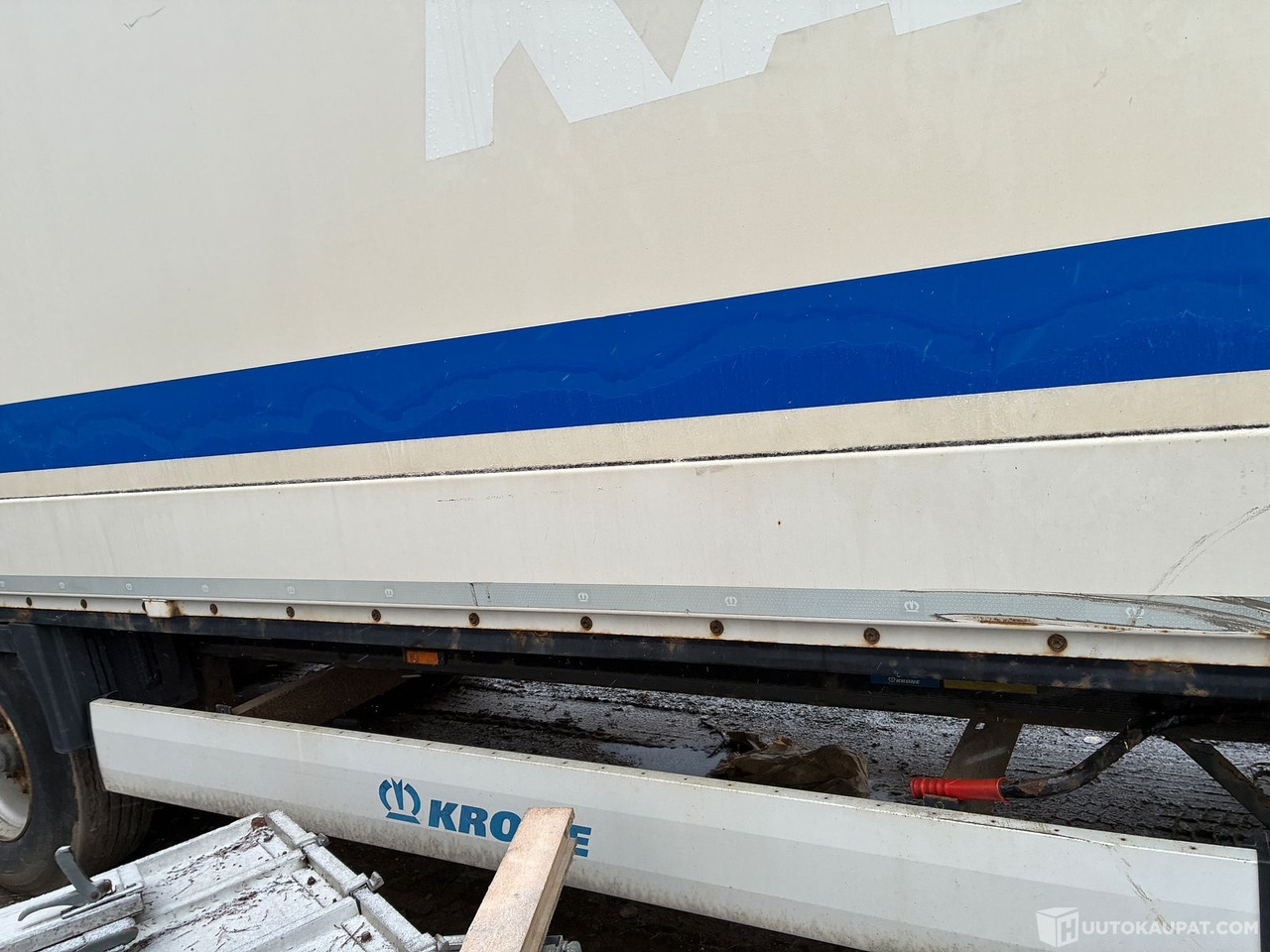 Krone Puoliperävaunu, 2014, Hyvinkää - סמיטריילר בתיבה סגורה: תמונה 5 Krone Puoliperävaunu, 2014, Hyvinkää - סמיטריילר בתיבה סגורה: תמונה 5