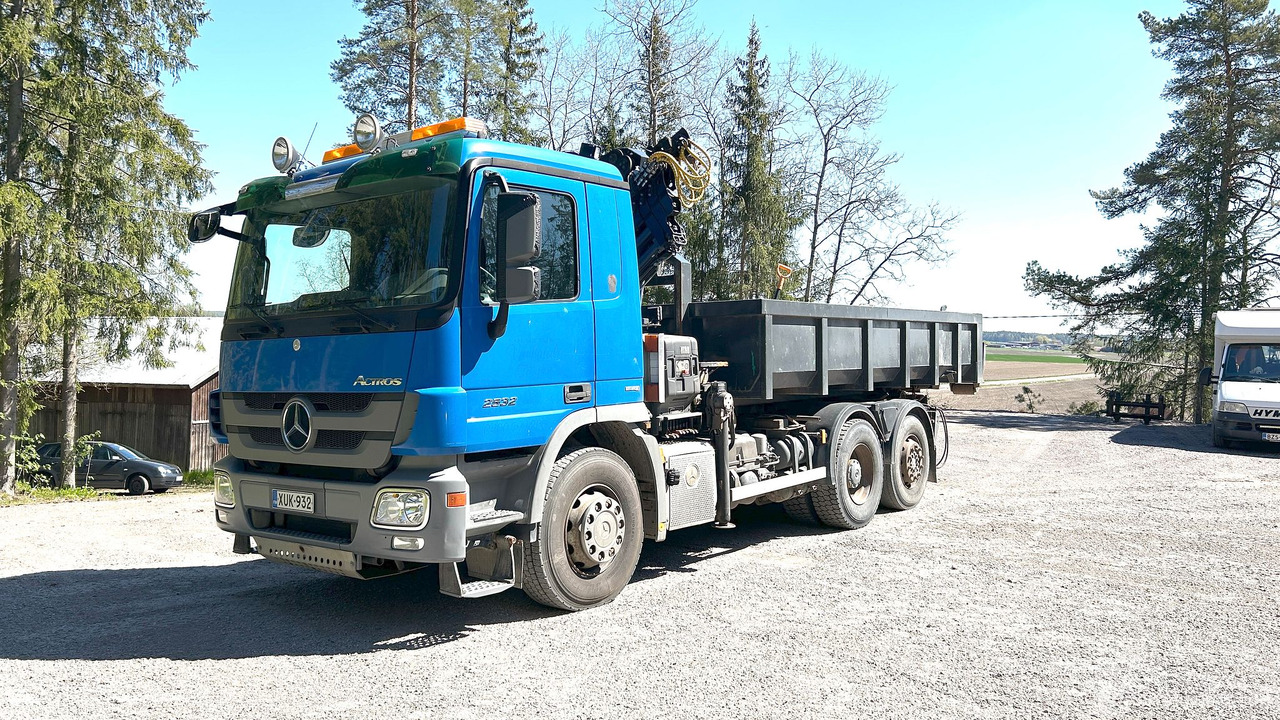Kuorma-auto Mercedes-Benz Actros 2532, vm. 2009, kympitetty pilkki ja vaijerilaitteet, Lieto - משאית הרמת וו, משאית מנוף: תמונה 1 Kuorma-auto Mercedes-Benz Actros 2532, vm. 2009, kympitetty pilkki ja vaijerilaitteet, Lieto - משאית הרמת וו, משאית מנוף: תמונה 1