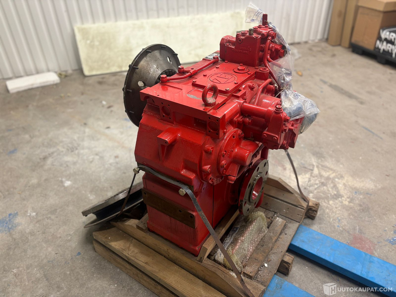 Merikytkin ZF W 2350 hydraulinen. UUSI käyttämätön., 2009, Oulu - מכונות אחרות: תמונה 1 Merikytkin ZF W 2350 hydraulinen. UUSI käyttämätön., 2009, Oulu - מכונות אחרות: תמונה 1