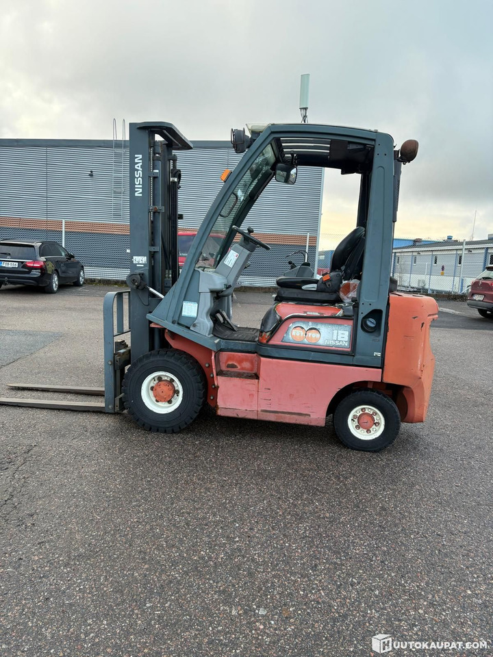 Nissan FD01A18Q, 2000 Forklift, Tampere - מלגזת סולר: תמונה 3 Nissan FD01A18Q, 2000 Forklift, Tampere - מלגזת סולר: תמונה 3