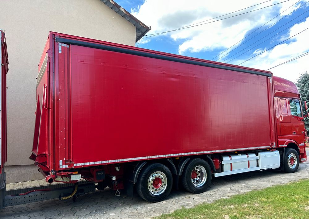 DAF XF 510 NAPOJÓWKA z Niemiec Retarder TOP ALUFELGI / FULL OPCJA / super space 106.510 106.460 480 530 najlepszy motor 6x2 26.510 26.460 - משאית וילונות צד: תמונה 5 DAF XF 510 NAPOJÓWKA z Niemiec Retarder TOP ALUFELGI / FULL OPCJA / super space 106.510 106.460 480 530 najlepszy motor 6x2 26.510 26.460 - משאית וילונות צד: תמונה 5