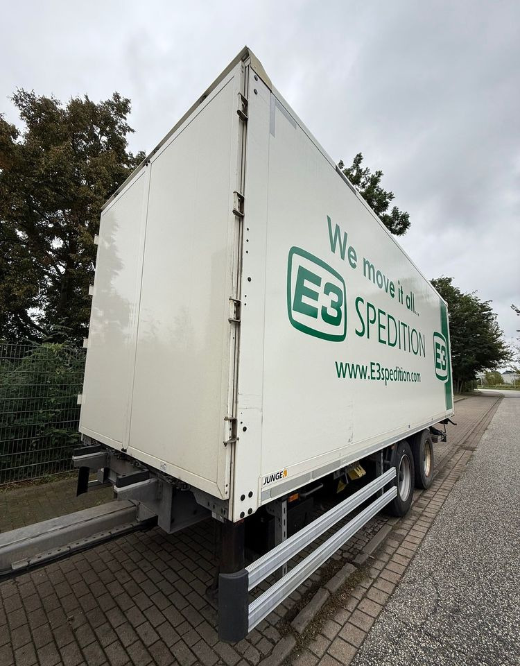 DAF XF ZESTAW TANDEM 2021 ORYGINALNY PRZEBIEG z Niemiec / PRZEJAZDOWY Z WINDĄ / - משאית תיבה: תמונה 3 DAF XF ZESTAW TANDEM 2021 ORYGINALNY PRZEBIEG z Niemiec / PRZEJAZDOWY Z WINDĄ / - משאית תיבה: תמונה 3