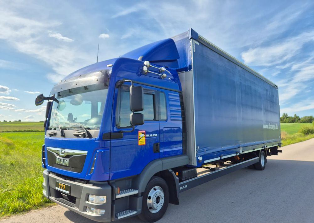 MAN TGL 12.250 2019 BURTO FIRANA + winda 8.4m z Niemiec / TOP STAN / OKAZJA / firanka / automat / - משאית וילונות צד: תמונה 2 MAN TGL 12.250 2019 BURTO FIRANA + winda 8.4m z Niemiec / TOP STAN / OKAZJA / firanka / automat / - משאית וילונות צד: תמונה 2