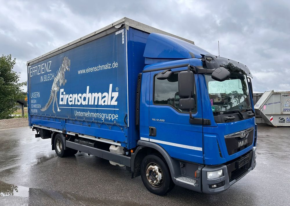 MAN TGL 12.250 6.2m AUTOMAT KLIMA z Niemiec ESP nowe opony EURO 6 / 4.75 rozstaw / zawiesie na wózek widłowy / TOP STAN / okazja nauka jazdy MOŻLIWOŚĆ DOSTOSOWANIA 12t - משאית וילונות צד: תמונה 1 MAN TGL 12.250 6.2m AUTOMAT KLIMA z Niemiec ESP nowe opony EURO 6 / 4.75 rozstaw / zawiesie na wózek widłowy / TOP STAN / okazja nauka jazdy MOŻLIWOŚĆ DOSTOSOWANIA 12t - משאית וילונות צד: תמונה 1