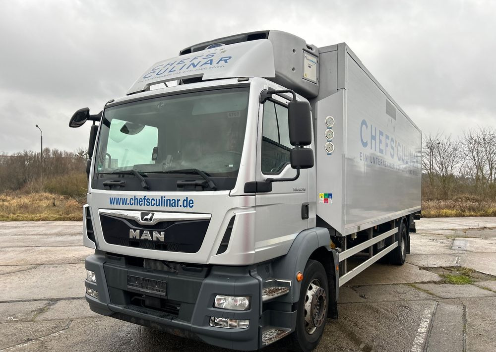 MAN TGM 18.290 2017 Supra 1250 mt z Niemiec / winda Klima webasto Michelin / OKAZJA Carrier TOP - משאית קירור: תמונה 1 MAN TGM 18.290 2017 Supra 1250 mt z Niemiec / winda Klima webasto Michelin / OKAZJA Carrier TOP - משאית קירור: תמונה 1