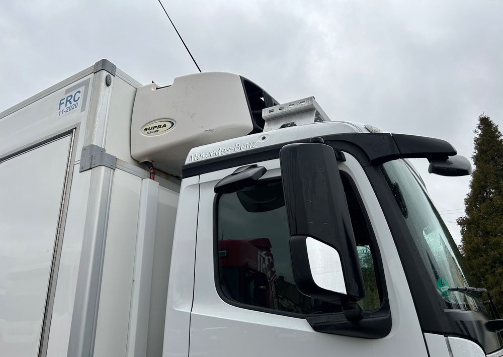 Mercedes-Benz Antos 1824 CARRIER SUPRA 1150 DRZWI + winda i drzwi boczne / 7.7m / z Holandii / KLIMA LEKKI / Axor man Tgm T1000-R THERMO King - משאית קירור: תמונה 2 Mercedes-Benz Antos 1824 CARRIER SUPRA 1150 DRZWI + winda i drzwi boczne / 7.7m / z Holandii / KLIMA LEKKI / Axor man Tgm T1000-R THERMO King - משאית קירור: תמונה 2