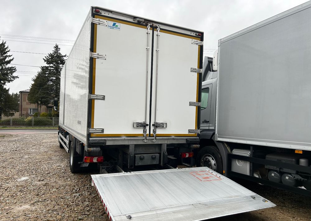 Mercedes-Benz Antos 1824 CARRIER SUPRA 1150 DRZWI + winda i drzwi boczne / 7.7m / z Holandii / KLIMA LEKKI / Axor man Tgm T1000-R THERMO King - משאית קירור: תמונה 5 Mercedes-Benz Antos 1824 CARRIER SUPRA 1150 DRZWI + winda i drzwi boczne / 7.7m / z Holandii / KLIMA LEKKI / Axor man Tgm T1000-R THERMO King - משאית קירור: תמונה 5