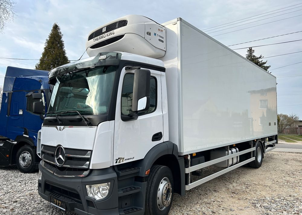 Mercedes-Benz Antos 1824 THERMO King DRZWI + winda + 2x drzwi boczne / 8.3m / z Holandii / KLIMA LEKKI / Axor man Tgm T1000-R - משאית קירור: תמונה 1 Mercedes-Benz Antos 1824 THERMO King DRZWI + winda + 2x drzwi boczne / 8.3m / z Holandii / KLIMA LEKKI / Axor man Tgm T1000-R - משאית קירור: תמונה 1