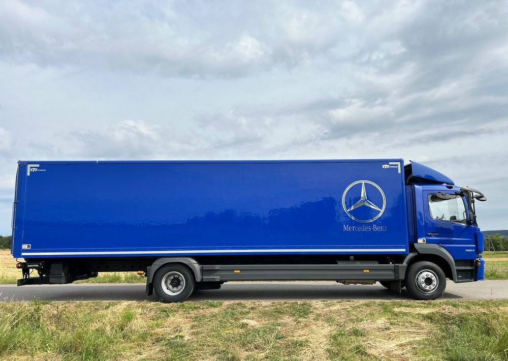 Mercedes-Benz Atego 1524 Z Niemiec 8.65m TOP 2018 Przód i tył na poduszkach 15t DMC / TOP STAN - משאית תיבה: תמונה 5 Mercedes-Benz Atego 1524 Z Niemiec 8.65m TOP 2018 Przód i tył na poduszkach 15t DMC / TOP STAN - משאית תיבה: תמונה 5