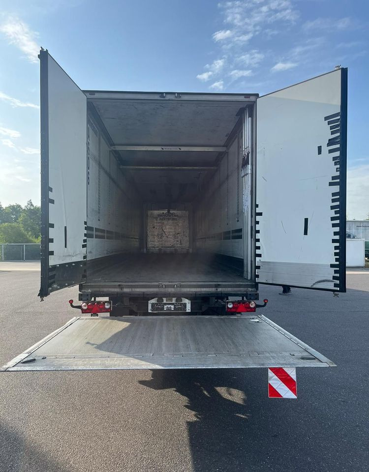 Schmitz Cargobull CARRIER MAXIMA 1300 / WINDA / DOPPEL STOCK / ŚCIANA GRODZIOWA / BELKI / PODNOSZONA OŚ / z Niemiec / TOP STAN 2011/ CARRIER CHŁODNIA CHLODNIA LODÓWKA PODWÓJNY ZAŁADUNEK PIĘTROWA - סמיטריילר עם קירור: תמונה 4 Schmitz Cargobull CARRIER MAXIMA 1300 / WINDA / DOPPEL STOCK / ŚCIANA GRODZIOWA / BELKI / PODNOSZONA OŚ / z Niemiec / TOP STAN 2011/ CARRIER CHŁODNIA CHLODNIA LODÓWKA PODWÓJNY ZAŁADUNEK PIĘTROWA - סמיטריילר עם קירור: תמונה 4