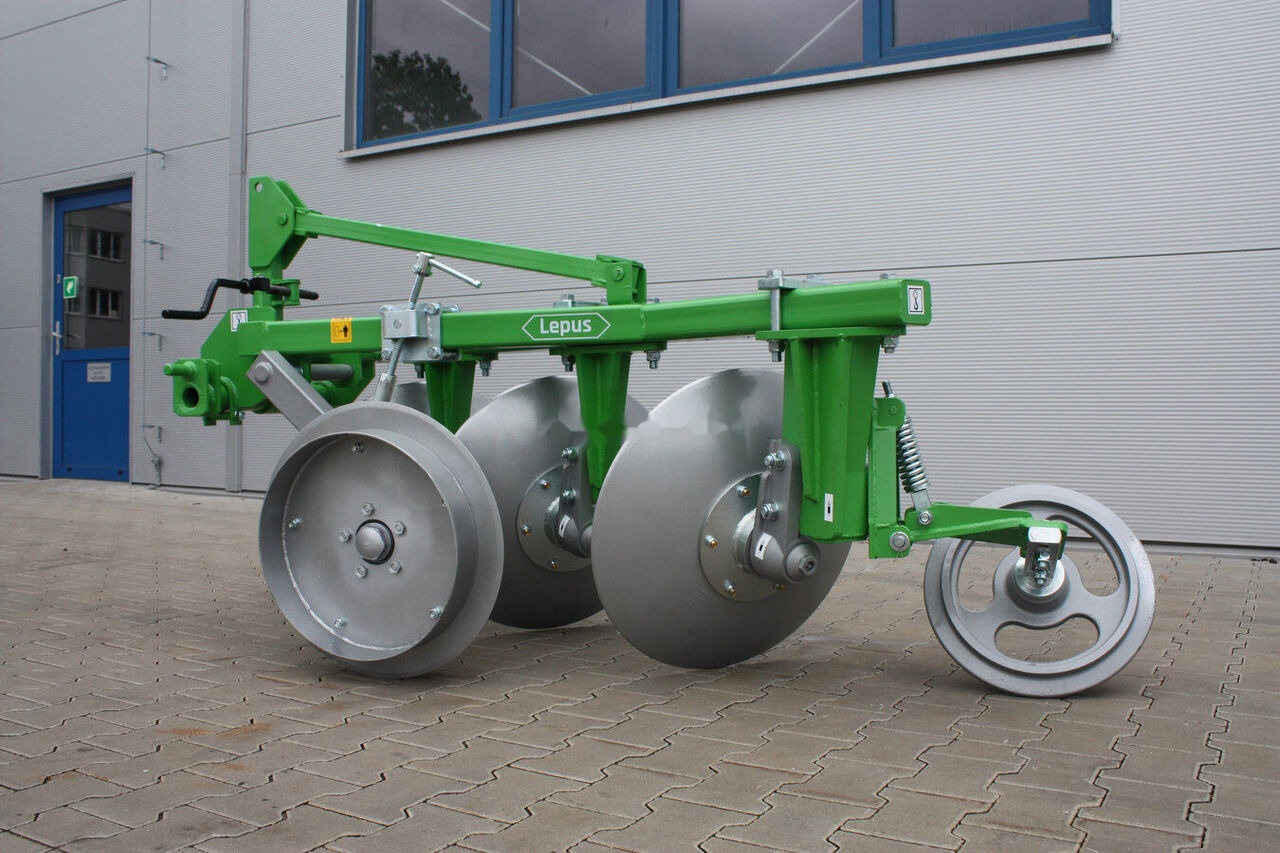 Bomet U040 0,6m 2 talerzowy Lepus - מחרשה: תמונה 2 Bomet U040 0,6m 2 talerzowy Lepus - מחרשה: תמונה 2