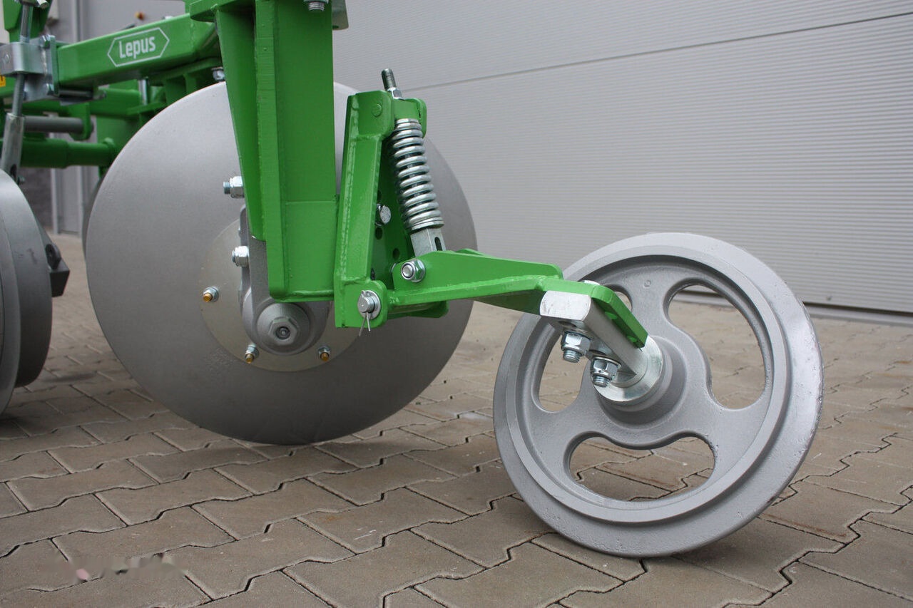 Bomet U040/1 0,9m, 3 talerzowy Lepus - מחרשה: תמונה 3 Bomet U040/1 0,9m, 3 talerzowy Lepus - מחרשה: תמונה 3