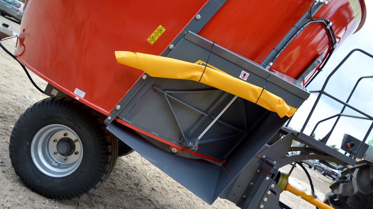 Metal-Fach T659 BELMIX - עגלת מערבל מספוא: תמונה 3 Metal-Fach T659 BELMIX - עגלת מערבל מספוא: תמונה 3