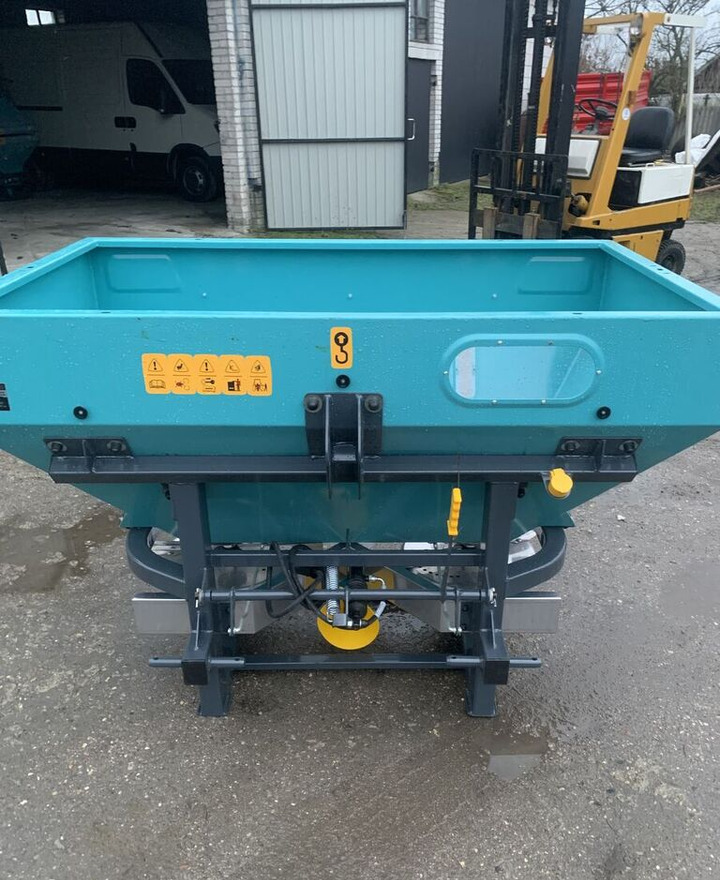 חָדָשׁ מפזרת דשן New RNZ 600 ,800.1000 L: תמונה 6