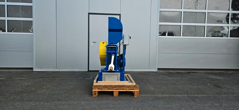 Backenbrecher JC 300 - Brechbacken Wolframkarbid - מגרסת מלחציים: תמונה 1 Backenbrecher JC 300 - Brechbacken Wolframkarbid - מגרסת מלחציים: תמונה 1