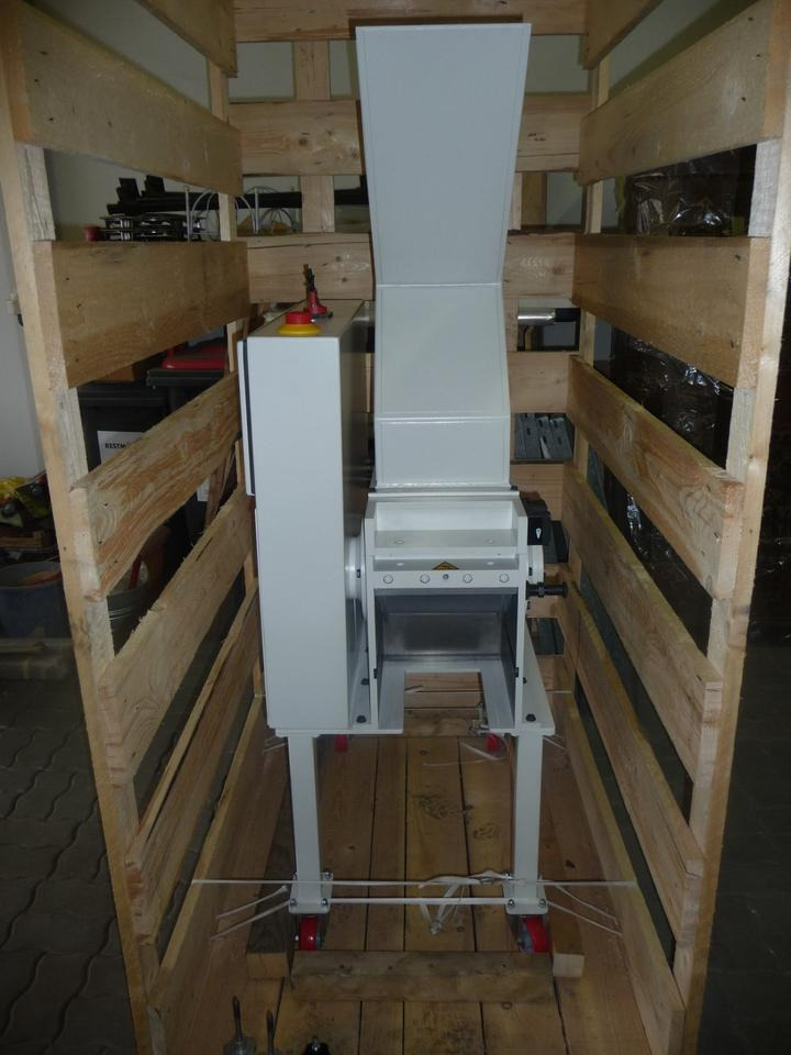 Schneidmühle CM 1000 - מגרסת פסולת: תמונה 3 Schneidmühle CM 1000 - מגרסת פסולת: תמונה 3