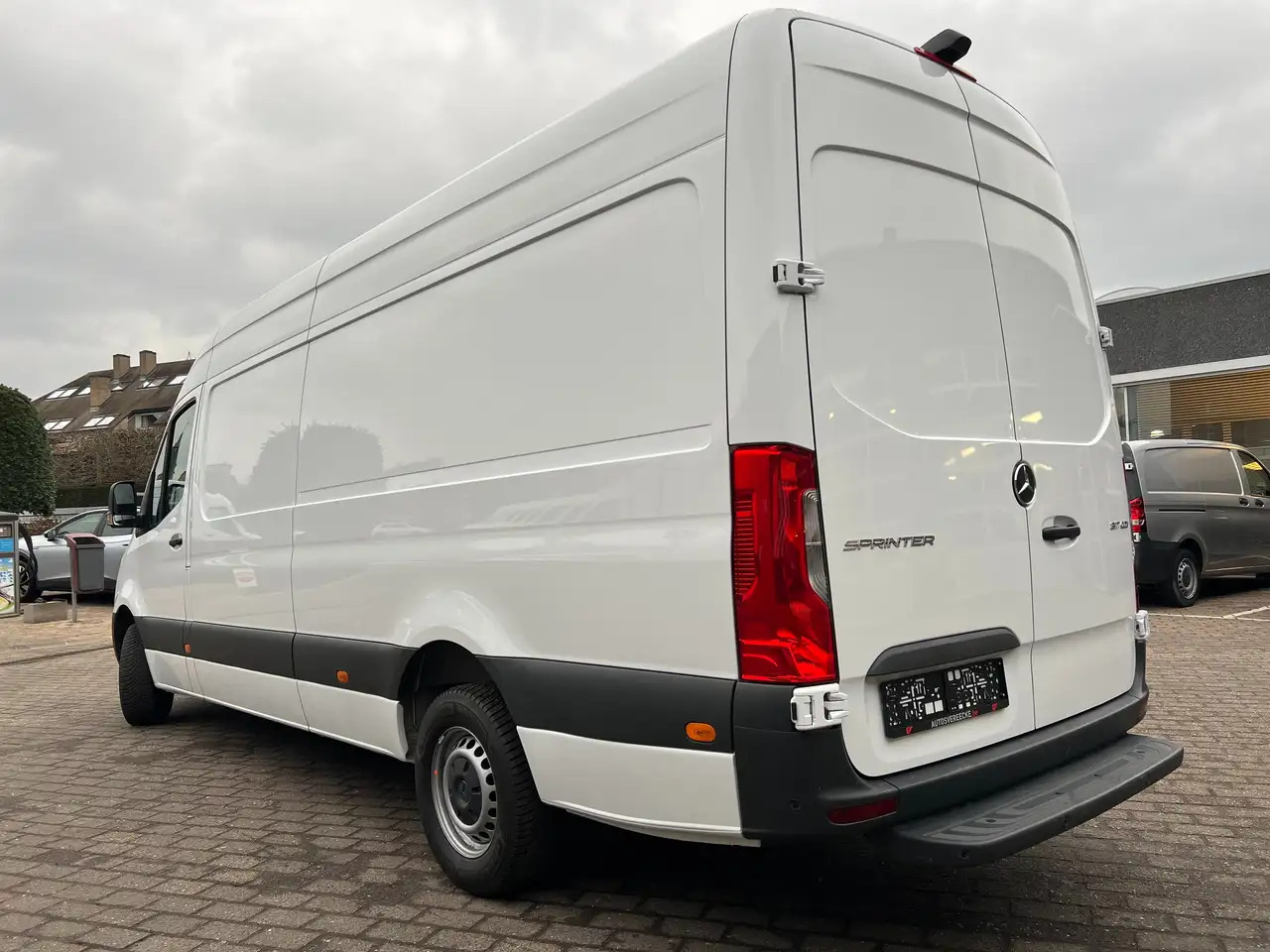 Mercedes-Benz Sprinter 317 L3H2 (37.000ex) 9G-TRONIC CAMERA PTS MBUX - כלי רכב מסחרי עם לוח: תמונה 5 Mercedes-Benz Sprinter 317 L3H2 (37.000ex) 9G-TRONIC CAMERA PTS MBUX - כלי רכב מסחרי עם לוח: תמונה 5