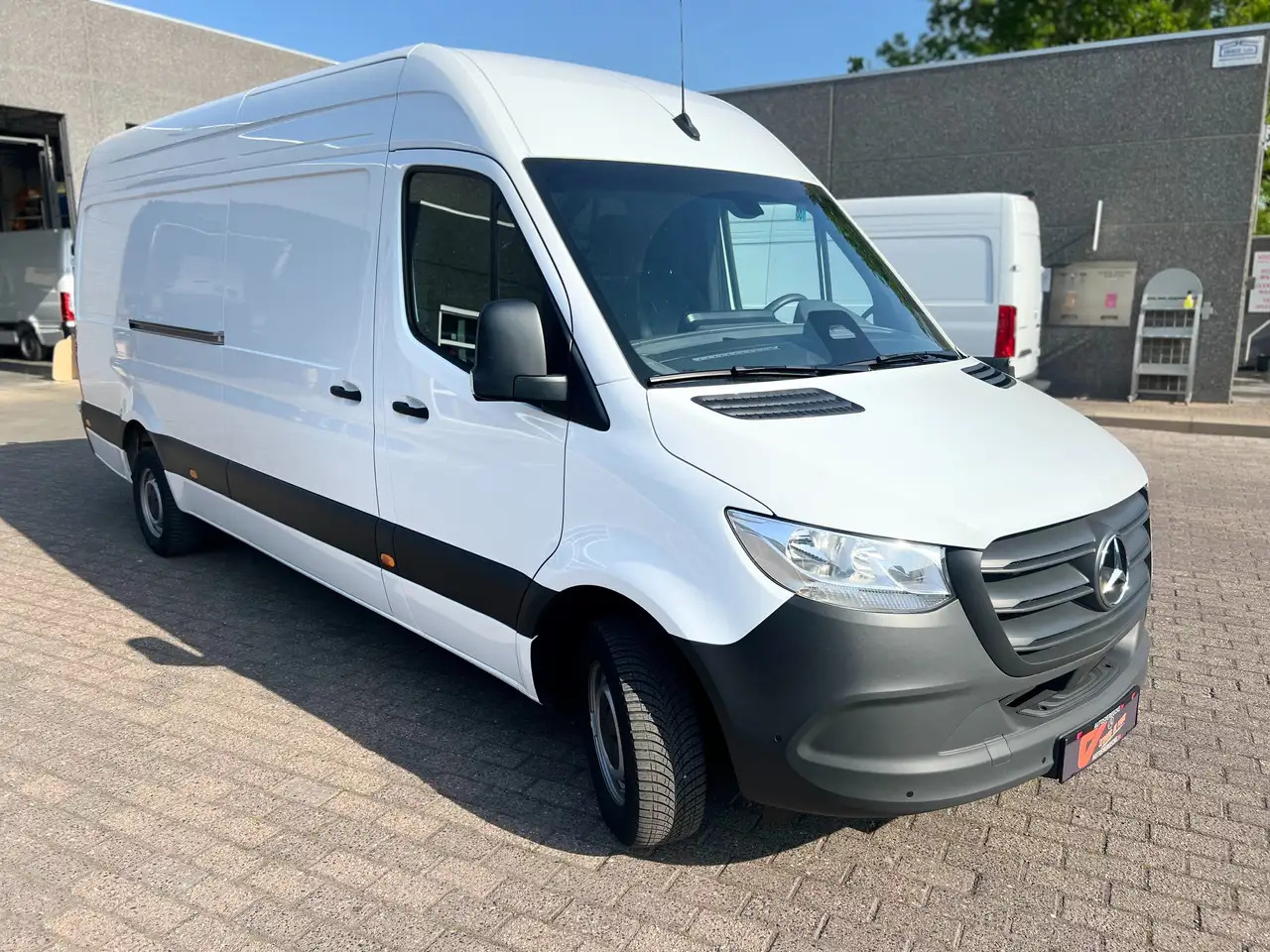 Mercedes-Benz Sprinter 317 L3H2 PRO (35.950ex) FACELIFT |CAMERA| 11" MBUX - כלי רכב מסחרי עם לוח: תמונה 3 Mercedes-Benz Sprinter 317 L3H2 PRO (35.950ex) FACELIFT |CAMERA| 11" MBUX - כלי רכב מסחרי עם לוח: תמונה 3