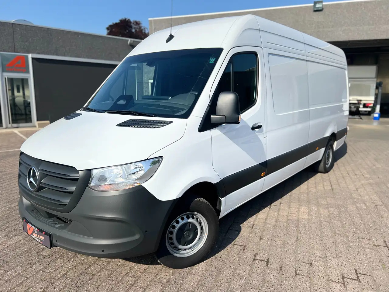 Mercedes-Benz Sprinter 317 L3H2 PRO (35.950ex) FACELIFT |CAMERA| 11" MBUX - כלי רכב מסחרי עם לוח: תמונה 2 Mercedes-Benz Sprinter 317 L3H2 PRO (35.950ex) FACELIFT |CAMERA| 11" MBUX - כלי רכב מסחרי עם לוח: תמונה 2