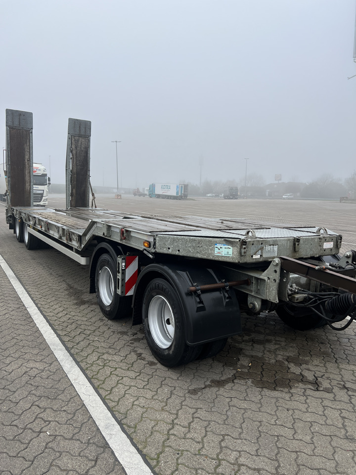MÜLLER MITTELTAL T4 PROFI 40,0 - קרון נגרר עם מטען נמוך: תמונה 2 MÜLLER MITTELTAL T4 PROFI 40,0 - קרון נגרר עם מטען נמוך: תמונה 2