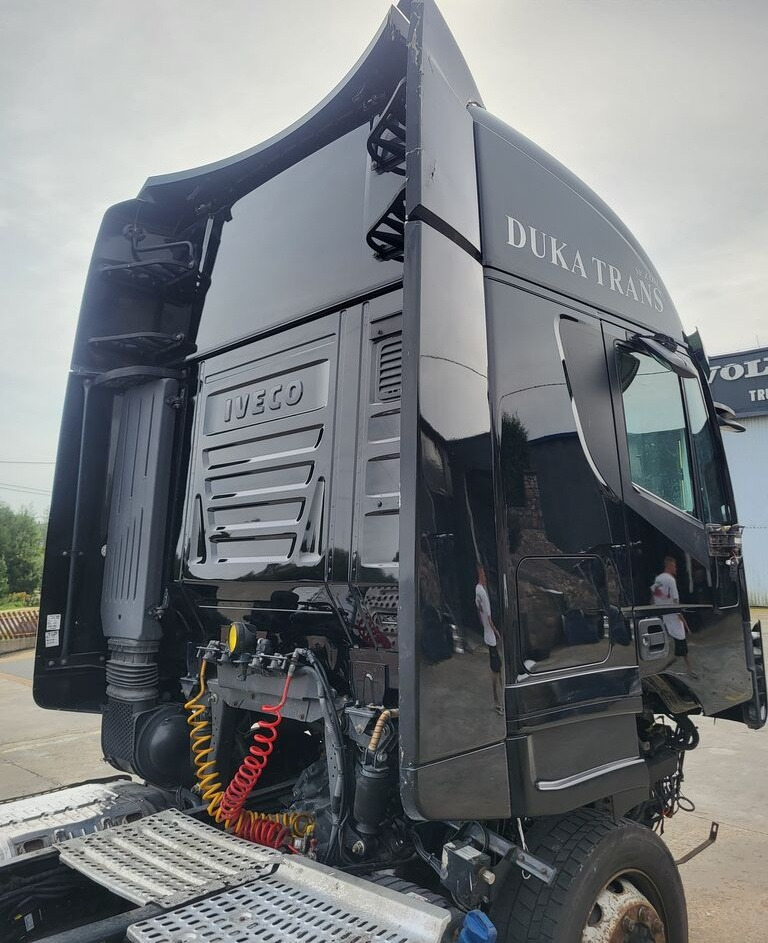IVECO Stralis Hi-Way EEV 2017r. IVECO Iveco Stralis Hi-Way EEV 2017r. truck - אווירודינמיקה/ ספוילר עבור משאית: תמונה 2 IVECO Stralis Hi-Way EEV 2017r. IVECO Iveco Stralis Hi-Way EEV 2017r. truck - אווירודינמיקה/ ספוילר עבור משאית: תמונה 2