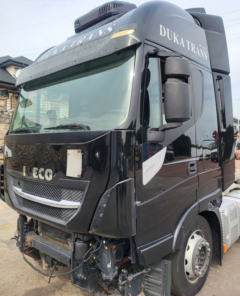 IVECO Stralis Hi-Way XP 2017r. Lift truck - תא עבור משאית: תמונה 1 IVECO Stralis Hi-Way XP 2017r. Lift truck - תא עבור משאית: תמונה 1