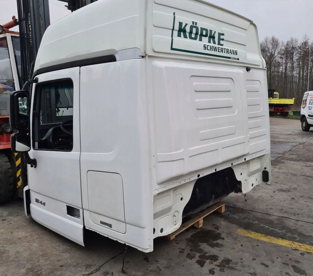 Mercedes-Benz ACTROS MP 3 MEGA SPACE - תא עבור משאית: תמונה 4 Mercedes-Benz ACTROS MP 3 MEGA SPACE - תא עבור משאית: תמונה 4