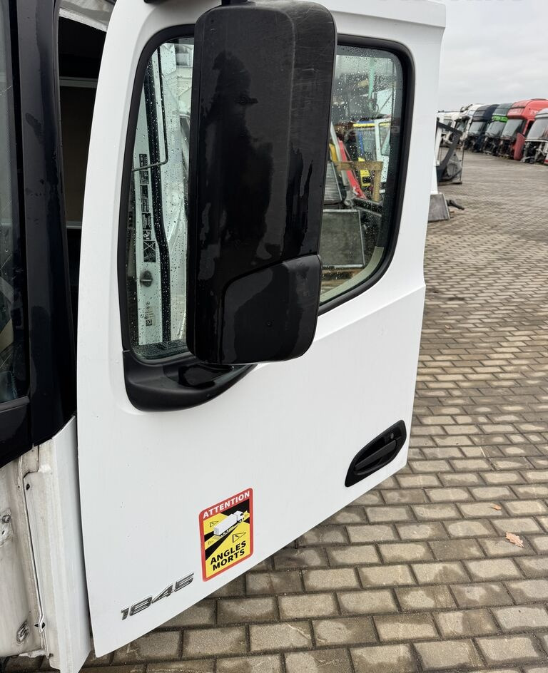 Mercedes-Benz ACTROS MP 4 LEWE truck - דלת וחלקים עבור משאית: תמונה 2 Mercedes-Benz ACTROS MP 4 LEWE truck - דלת וחלקים עבור משאית: תמונה 2
