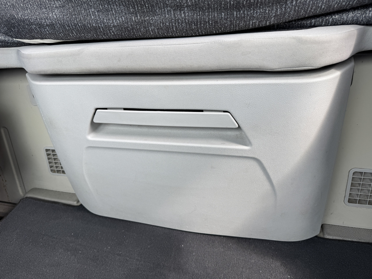 Ford F-Max Cargo - תא ופנים הרכב: תמונה 1 Ford F-Max Cargo - תא ופנים הרכב: תמונה 1